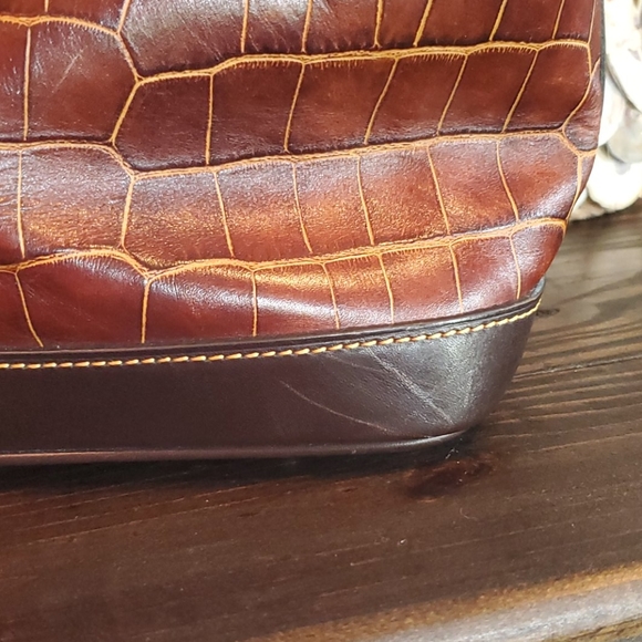 🌴 Dooney & Bourke Croco Hobo Conyac - Picture 6 of 6